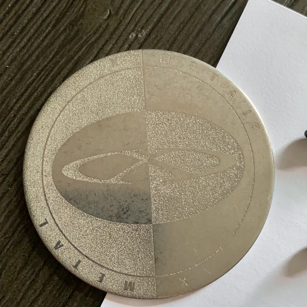 COPY - Oakley Vintage Coins Nosebombs Temple shox…